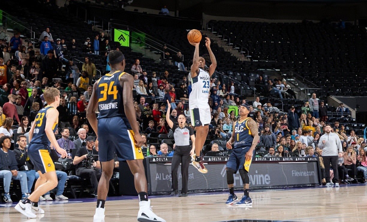 爵士队客场击败森林狼，继续领跑西部